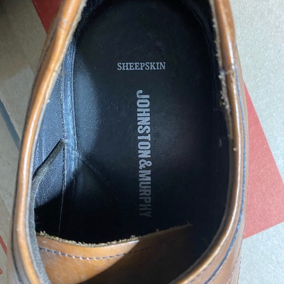 Johnston & Murphy Sheepskin Leather Shoes - Picture 4 of 6